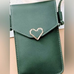 Crossbody cellphone bag